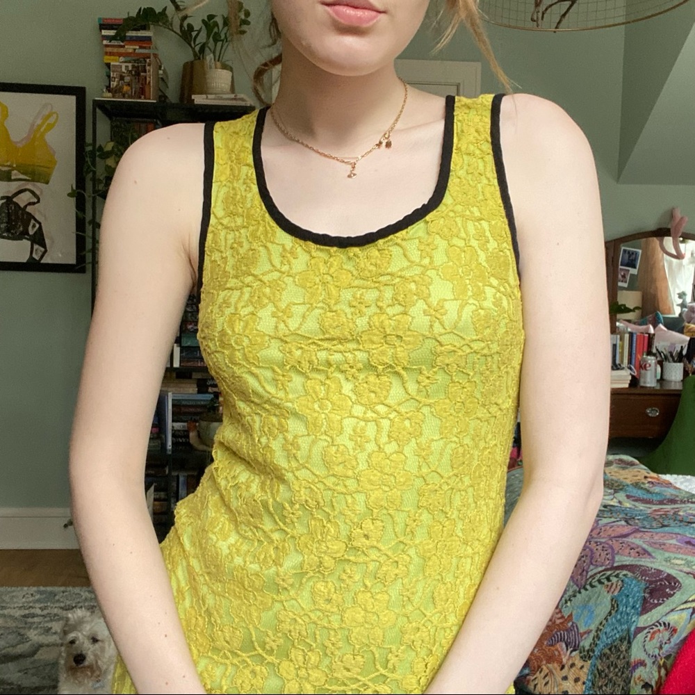 Like green lace dress